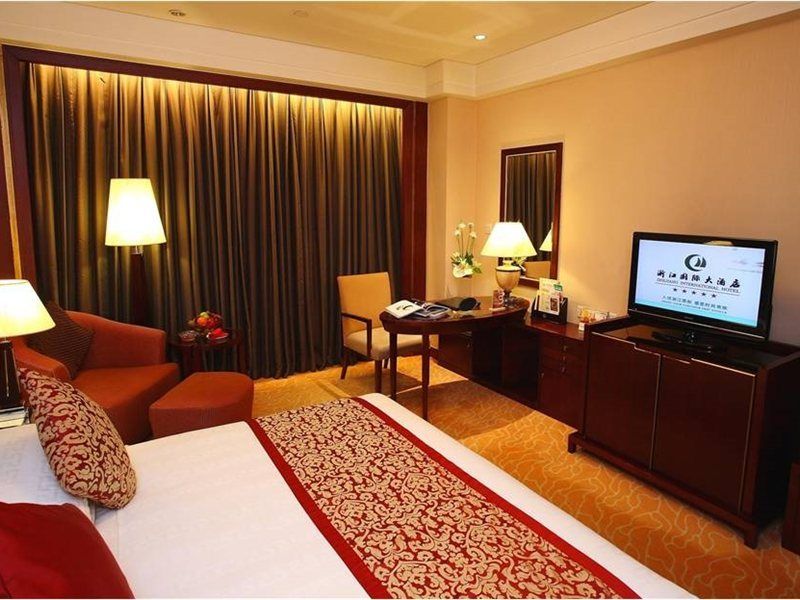 Zhejiang International Hotel Ханджоу Екстериор снимка